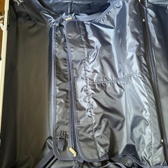 キャリーケースの画像