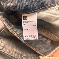GU バレルレッグジーンズの画像