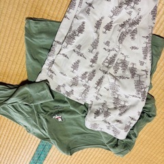 ユニクロ くまのプーさん パジャマ Mサイズの画像