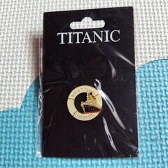【未使用】タイタニック　ピンバッジとマグネットのセットの画像