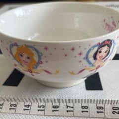 ディズニープリンセス茶碗の画像