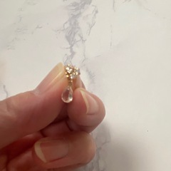 ピンククォーツ　ピアスの画像