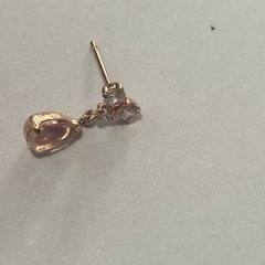 ピンククォーツ　ピアスの画像