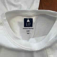 2year GAP 白Tシャツの画像