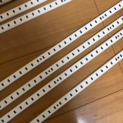 DIY ステンレス 棚受け ダボレール 棚ダボ 棚柱用 4本とセットの画像