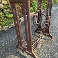 ミシン台　アンティーク  ヴィンテージ　レトロ　ガーデニング の画像