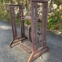 ミシン台　アンティーク  ヴィンテージ　レトロ　ガーデニング の画像