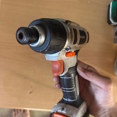 アイリスオーヤマインパクトドライバ10.8vの画像