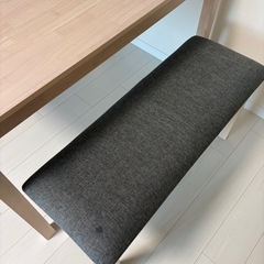 ダイニングテーブル4点セットの画像