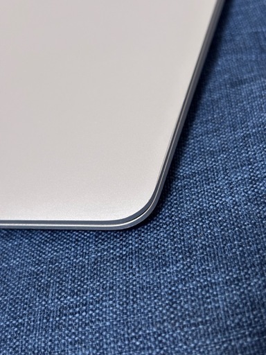 MacBook Air M1 256GB 8Gメモリ
