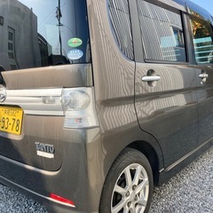 H 25ダイハツ❗️タントカスタム❗️の画像