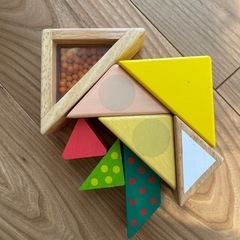 木の積み木の画像