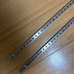 DIY ステンレス 棚受け ダボレール 棚ダボ 棚柱用 2本とセットの画像