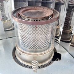 【B381】トヨトミ　石油ストーブ　2003年製　4L　芯交換必要の画像