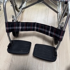 【中古】KAWAMURA カワムラサイクル 車椅子 KV22-40SBの画像