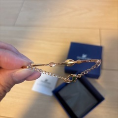 新品！SWAROVSKI ブレスレットの画像