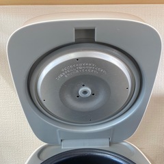 山善　３合炊き炊飯器　2020年製の画像