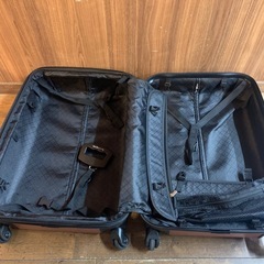 GRIFFIN Land キャリーケース　メタリックピンク色の画像