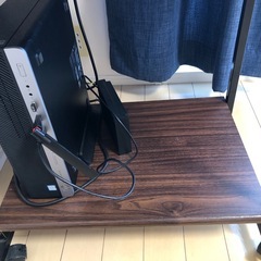 パソコンデスク　パソコンラックの画像