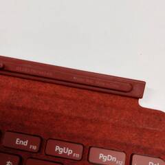 【良品】Microsoft Surface Go/タイプカバー/ポピーレッド〈Model：1840〉の画像