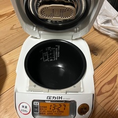 象印マホービン 炊飯器 3合 一人暮らし 小容量 極め炊き 圧力IHタイプ 日本製 ホワイトの画像