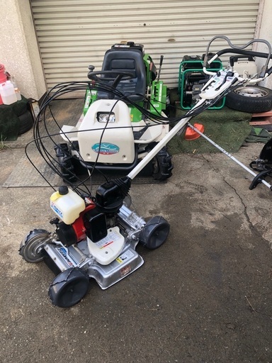 実働　共立　自走式　斜面刈草刈機　スパイダーモア　KIORITZ製　AZ850B