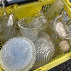 ガラス食器　差し上げます　無料  貿易食器の画像