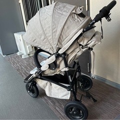 お値下げ！！【美品】 エアバギー ココ ブレーキ　着せ替えセット（バギー本体はつきません）の画像