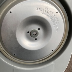 炊飯器の画像