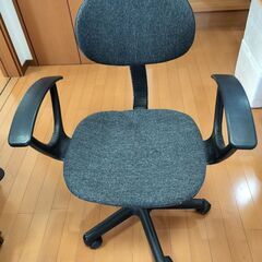 中古　デスクチェアの画像