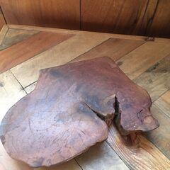 【引き取り限定。置き配。越前市内】置物　木製　花瓶敷き　工芸品の画像