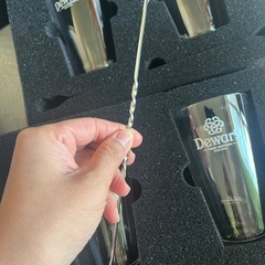 デュアーズ　dewar'sウィスキーグラス4つとマドラー2本の画像