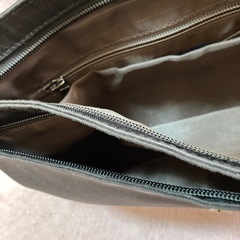 MAHL +81　メンズショルダーバッグ　ナイロンの画像