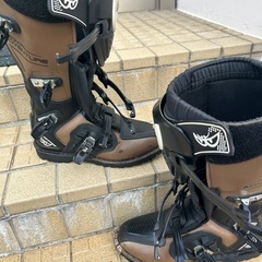 BERIKオフロードブーツ
の画像