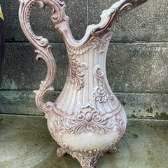 花瓶　花柄　洋風　かわいい　破損ありの画像