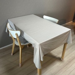 IKEAダイニングテーブル&チェア
の画像