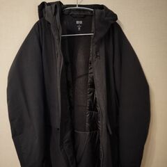 ユニクロ　ハイブリッドダウンパーカーの画像