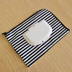 ディズニー ミッキーマウス デザイン ポーチ ストライプ柄 モノトーン THINK INSPIRE CREATE  の画像