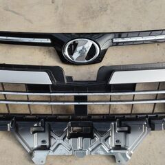 ZRR80W/ZRR85W 前期 ヴォクシー ZS 純正 フロントグリル　ボンネットグリルセット　黒の画像