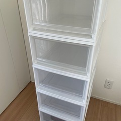 アイリスオーヤマ　衣装ケース5つセット　クリアの画像