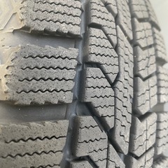 スタッドレスタイヤ4本セット145/80R13の画像