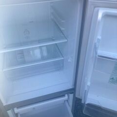 ◆パーツ取りに・直接受取なら０円◆【ジャンク不動品・現状渡し】アクア　ノンフロン冷凍冷蔵庫 126L　2018年製の画像