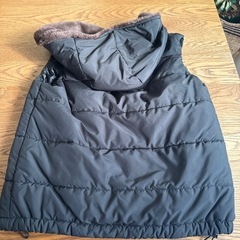 【新品】レディースボアベストMサイズ　不良品の画像