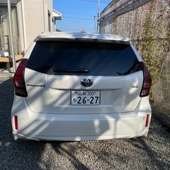 トヨタ　　プリウスαの画像