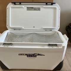 シマノ クーラーボックス(スペーザベイシス)の画像