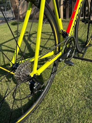 自転車 ロードバイク キャノンデールcaad12 52サイズ