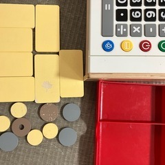 IKEAレジスター、木のお金セットの画像