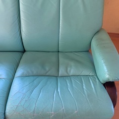 富士ファニチャー製2人用リクライニングソファーの画像