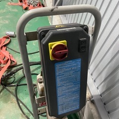 自動車リフトの画像