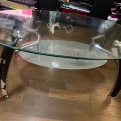 急募！激安　ガラステーブルの画像